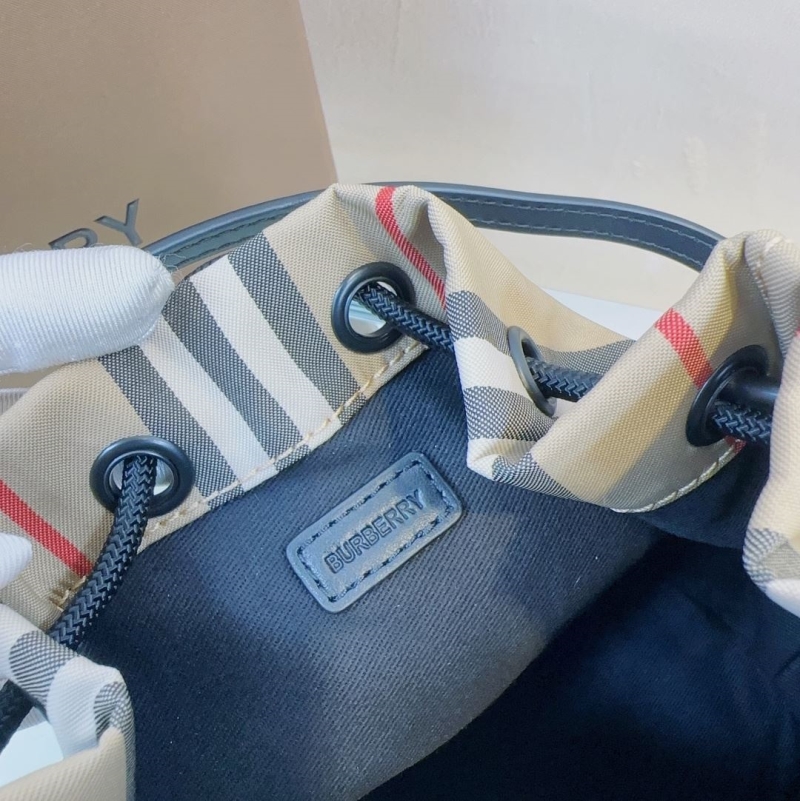 Bv*b*rry bucket bags